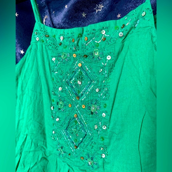 🎄🔥Bohemian Red Herring Green Beaded sequins top with tie back stings - Picture 2 of 5